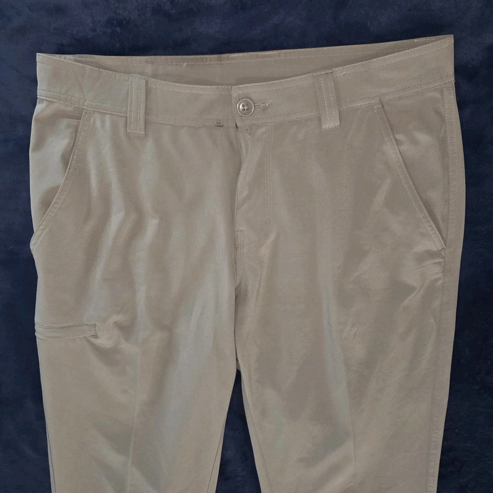 Columbia Sportswear Mens Tan Khaki Pants Size 32W X 32L Omni Shield Hiking Chino